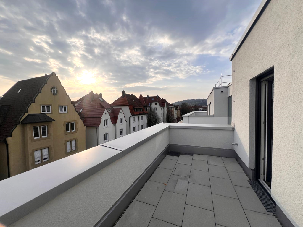 Gigantische Dachterrasse! 3 Zimmer-Neubauwohnung in Esslingen! - Terrasse (42983)