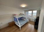 Attraktive Gelegenheit! Renovierte 3 Zimmer-Wohnung mit sonnigem Balkon! - Kinderzimmer