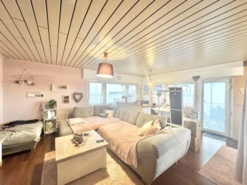 Ideale Gelegenheit! Tolle 3,5 Zimmer-Wohnung mit 2. Balkone in Beutelsbach!, 71384 Weinstadt, Wohnung