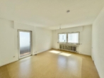 Schlafzimmer - Sofort beziehbare 3,5 Zimmer Wohnung mit Balkon und Garage in Beutelsbach!