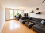 Stuttgart - Helle 2-Zimmer-Wohnung mit Balkon und TG-Stellplatz in S-Hofen!