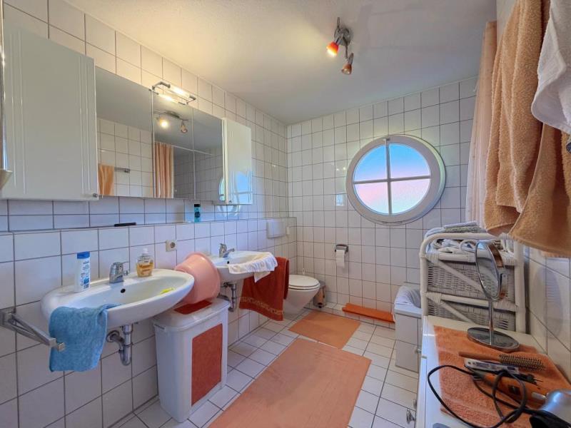 Seltene Gelegenheit! Interessante 2 Zimmer-Wohnung mit Balkon in Filderstadt! - Tageslichtbad (52984)
