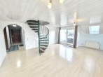Aichwald - Dachstudio, Traum für Singles&Paare! Lichtdurchflutete Wohnung im Zentrum von Aichwald-Schanbach!