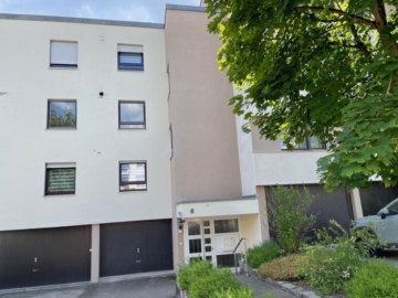Einziehen & Wohlfühlen! Gemütliche 3,5 Zimmer-Wohnung mit Balkon!, 71522 Backnang, Wohnung