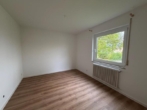 Schlafzimmer 3 - Gartentraum! Renovierte 4 Zimmer Wohnung mit Terrasse und Garten in Leinfelden-Echterdingen!
