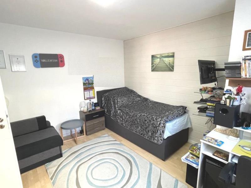 Individueller Charme! Interessante 4 Zimmer-Wohnung mit Süd-Terrasse! - Kinderzimmer (47739)
