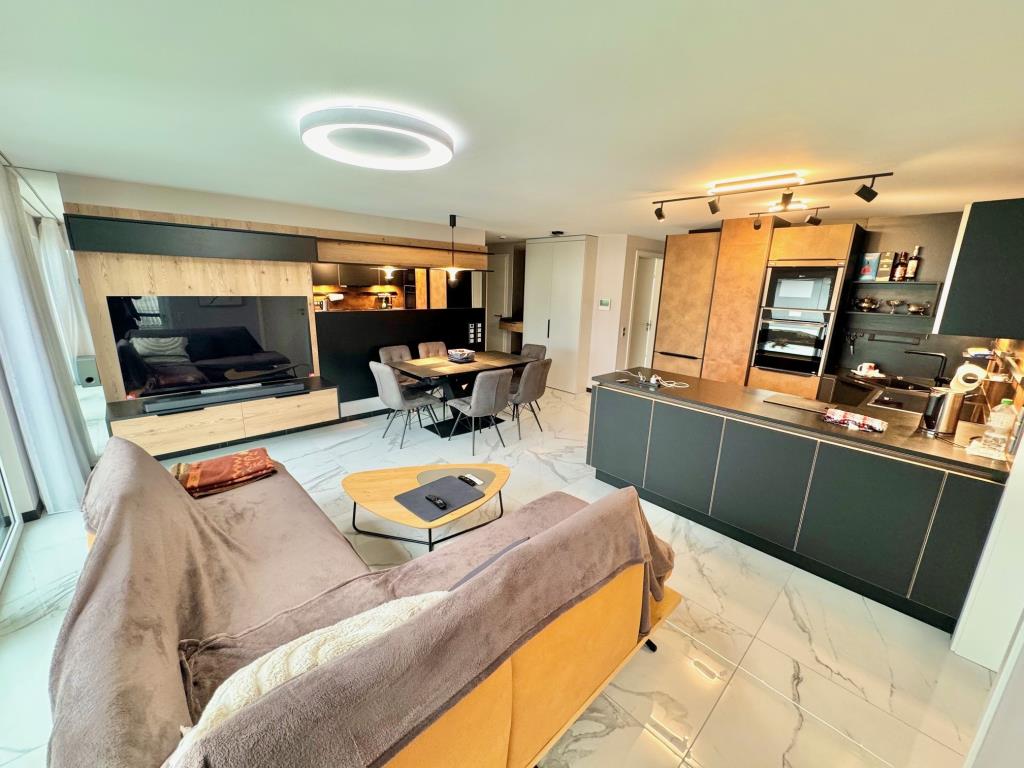 Für gehobene Ansprüche! Exklusive 4,5 Zimmer-Wohnung in Waiblingen! - Wohn/- Essbereich (40423)