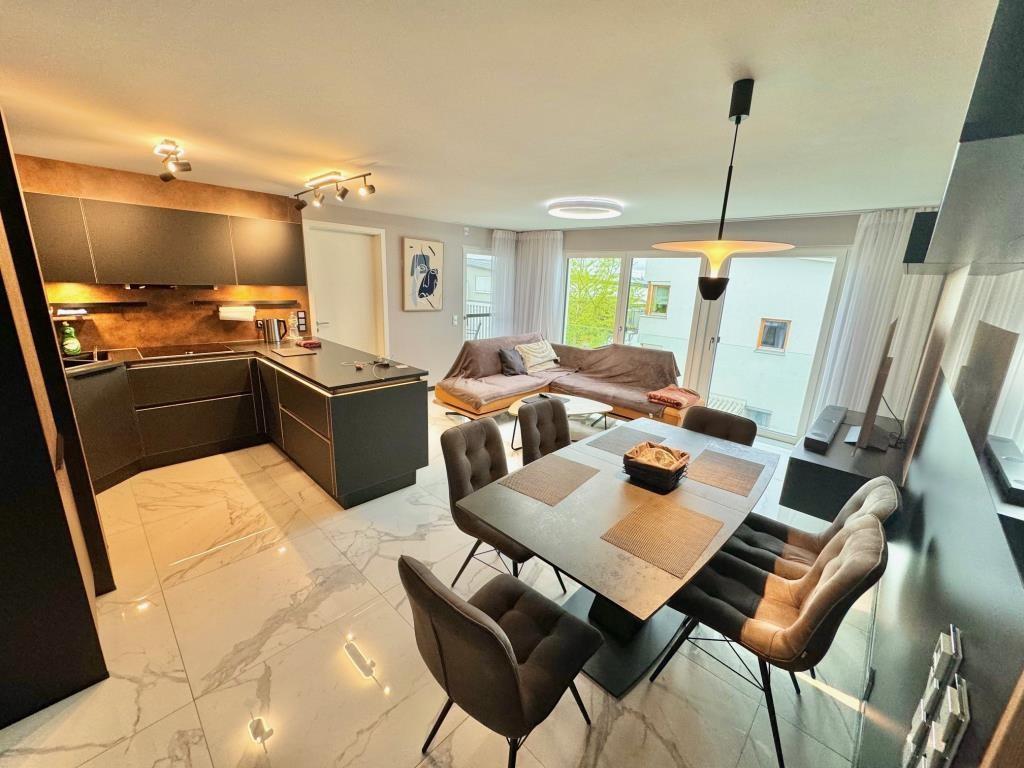 Für gehobene Ansprüche! Exklusive 4,5 Zimmer-Wohnung in Waiblingen! - Waiblingen (40862)