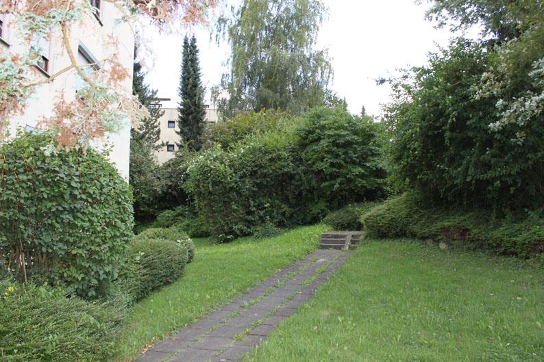 Jetzt erwerben, später beziehen! Solide 4 Zimmer-Wohnung in toller Wohnlage! - Eingangsbereich (43050)