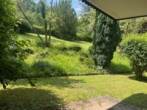 Esslingen am Neckar - Blick ins Grüne! Sofort beziehbare 3 Zimmer-Wohnung mit Balkon & Terrasse!