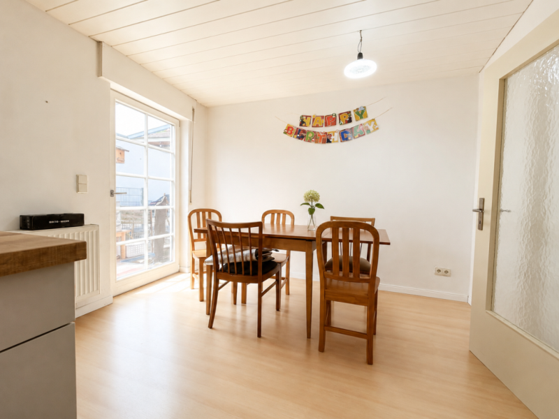 Wohnen in der City! Interessantes Einfamilienhaus für die kleine Familie! - Esszimmer (50298)