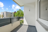 Balkon - Möchtest auch du einfach einziehen und dich wohlfühlen? Renovierte 3 1/2- Zimmer-Wohnung!