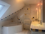 Tageslichtbad - Stilvolles Wohnen! 4,5-Zimmer-Wohnung mit zwei Balkonen und besonderem Flair!
