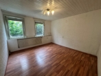 Ideale Chance! Tolle 4 Zimmer-Wohnung in zentraler Wohnlage! - Wohnzimmer