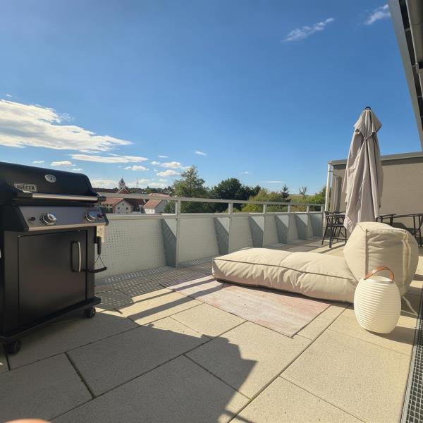 Raum für Ihre Lieblingsstücke: Hochwertige 3 1/2 Zimmer-Wohnung - hell und barrierearm! - Balkon (53854)