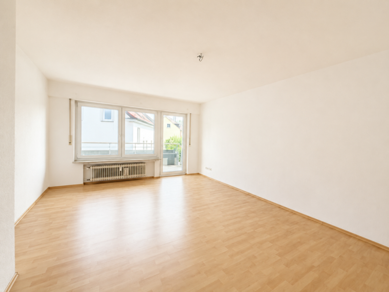 Sofort beziehbar! Interessante 3 Zimmer-Wohnung in ruhiger Wohnlage! - Wohn/- Essbereich (51544)