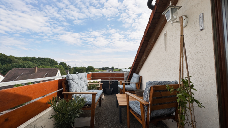 Seltene Gelegenheit! Interessante 2 Zimmer-Wohnung mit Balkon in Ludwigsburg! - Balkon (51557)