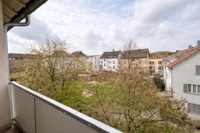 Sofort beziehbar! Großzügige 3 Zimmer-Wohnung mit Balkon in Citywohnlage! - Balkon (51448)