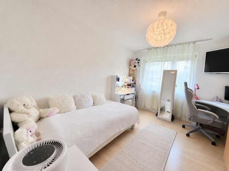 Charmanter Wohntraum! Attraktive 4 Zimmer-Wohnung in toller Wohnlage! - Kinderzimmer (50952)
