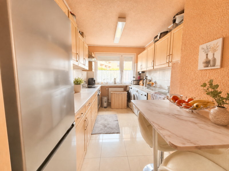 Charmanter Wohntraum! Attraktive 4 Zimmer-Wohnung in toller Wohnlage! - Küche (50954)