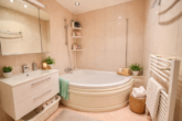 Badezimmer - Wohntraum erfüllen! Attraktive 4,5 Zimmer-Wohnung ideal für die Familie!