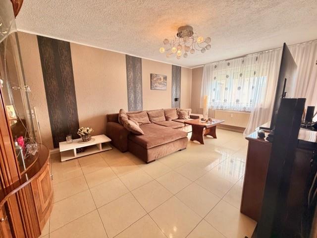 Erfüllen Sie sich Ihren Wohntraum! 4 Zimmer-Wohnung in Ludwigsburg! - Ludwigsburg (43505)