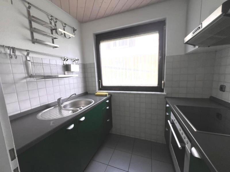 Attraktive 2 Zimmer-Wohnung mit sonniger Terrasse für pure Erholung! - Küche (45998)