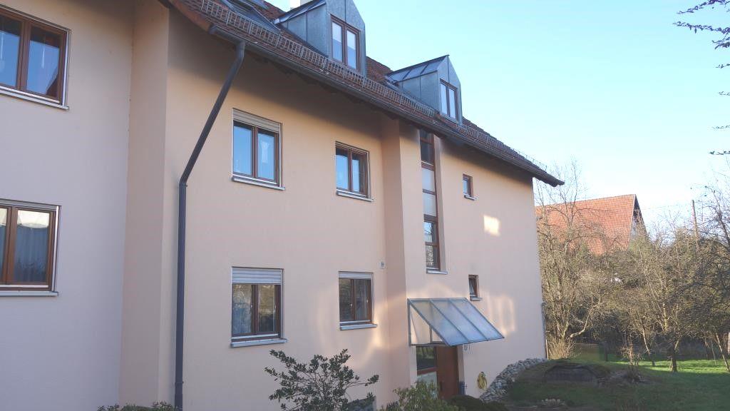 Sofort beziehbar! Schöne 2 Zimmer-Wohnung mit Balkon in Hochdorf! - Hochdorf (40297)