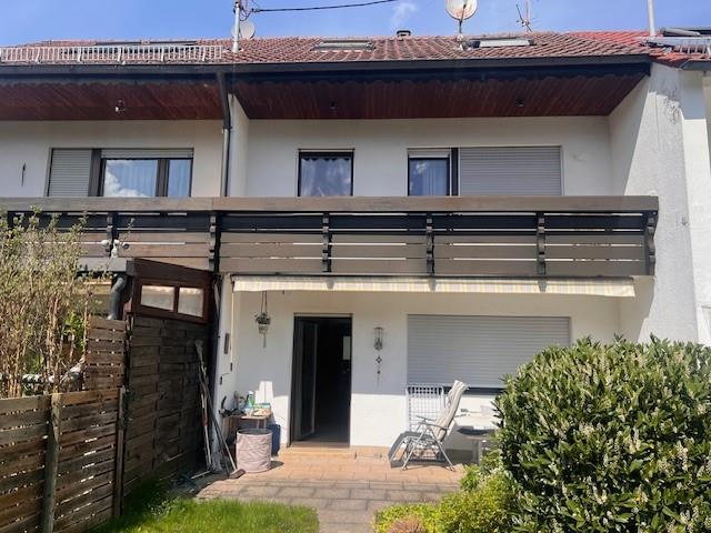 Ankommen & Aufatmen! Interessantes Reihenmittelhaus in Leinfelden-Echterdingen! - Außenansicht (46773)