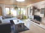 Wohnzimmer - Sonniges Ambiente! Interessante 3 Zimmer-Wohnung mit Süd-Balkon!