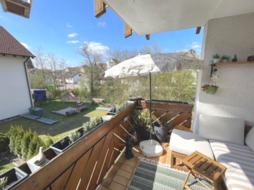 Sonniges Ambiente! Interessante 3 Zimmer-Wohnung mit Süd-Balkon!, 73113 Ottenbach, Wohnung