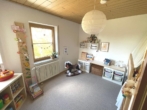 Kinderzimmer - Sonniges Ambiente! Interessante 3 Zimmer-Wohnung mit Süd-Balkon!