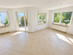 Wohnzimmer - Anwesen für die Familie! Ideales freistehendes Einfamilienhaus in Roßwälden!