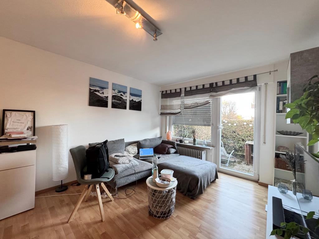 Jetzt erwerben & später beziehen! Attraktive 2 Zimmer-Wohnung in Esslingen! - Wohn-/ Esszimmer (39867)