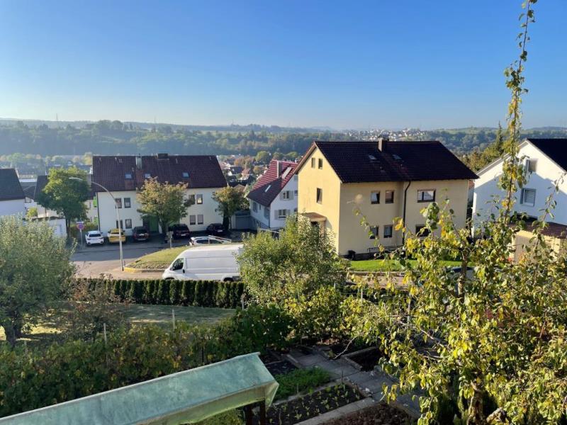 Ausschließlich für Senioren! Charmante 4 Zimmer-Wohnung mit Südbalkon! - Ebersbach (Fils) (54835)