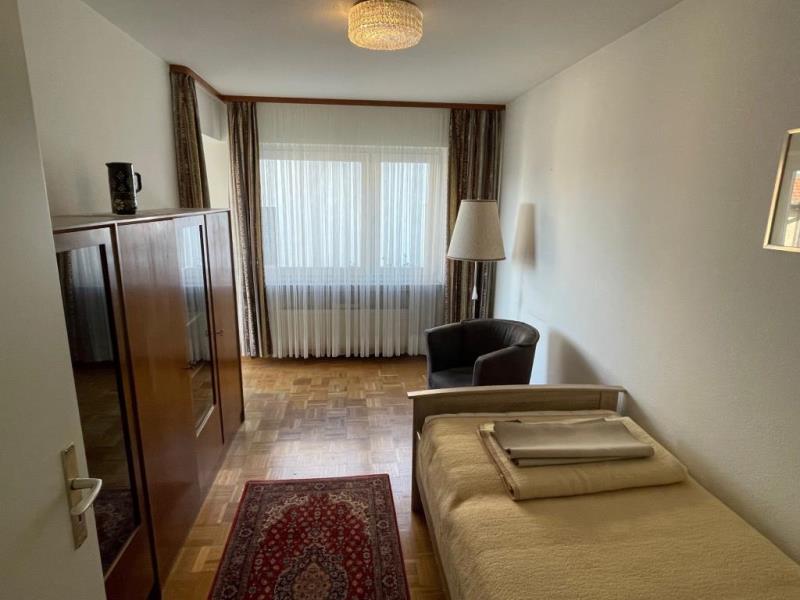 Ausschließlich für Senioren! Charmante 4 Zimmer-Wohnung mit Südbalkon! - Kinderzimmer (54798)